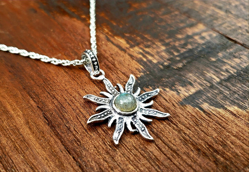 Simple Labradorite Sun Necklace
